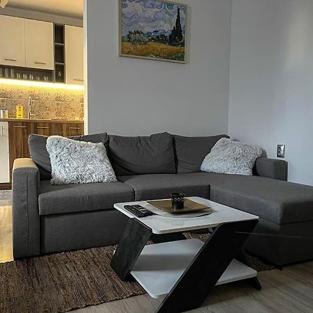 Apartament A Flat For A Great Start Sofia Zewnętrze zdjęcie